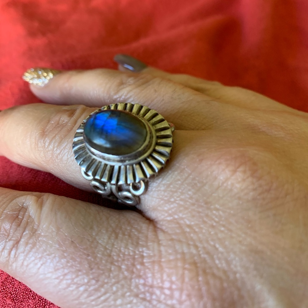 Artisan Sterling Silver Labradorite ring